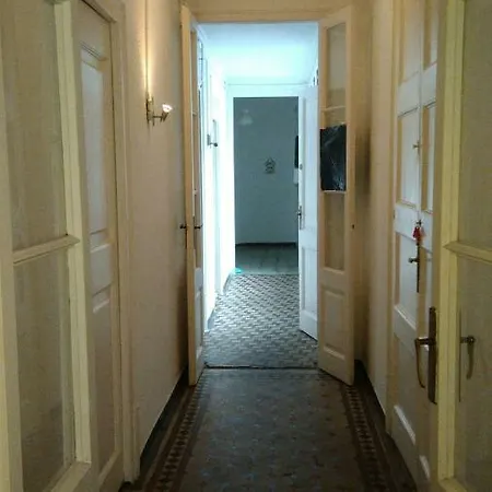 Guest house Barcelonarooms *